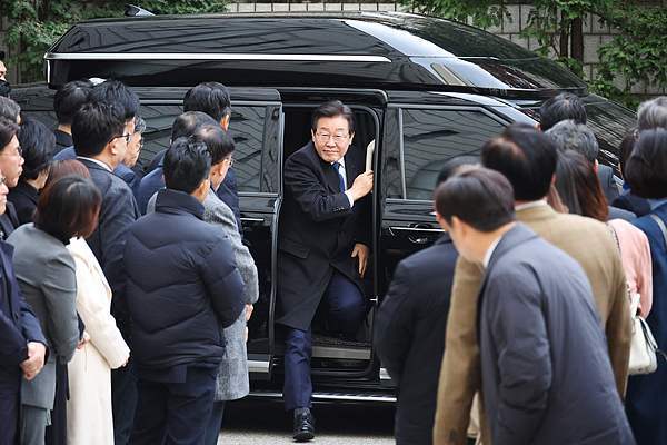 李在明：尹锡悦不必要地加剧了与中国的紧张关系