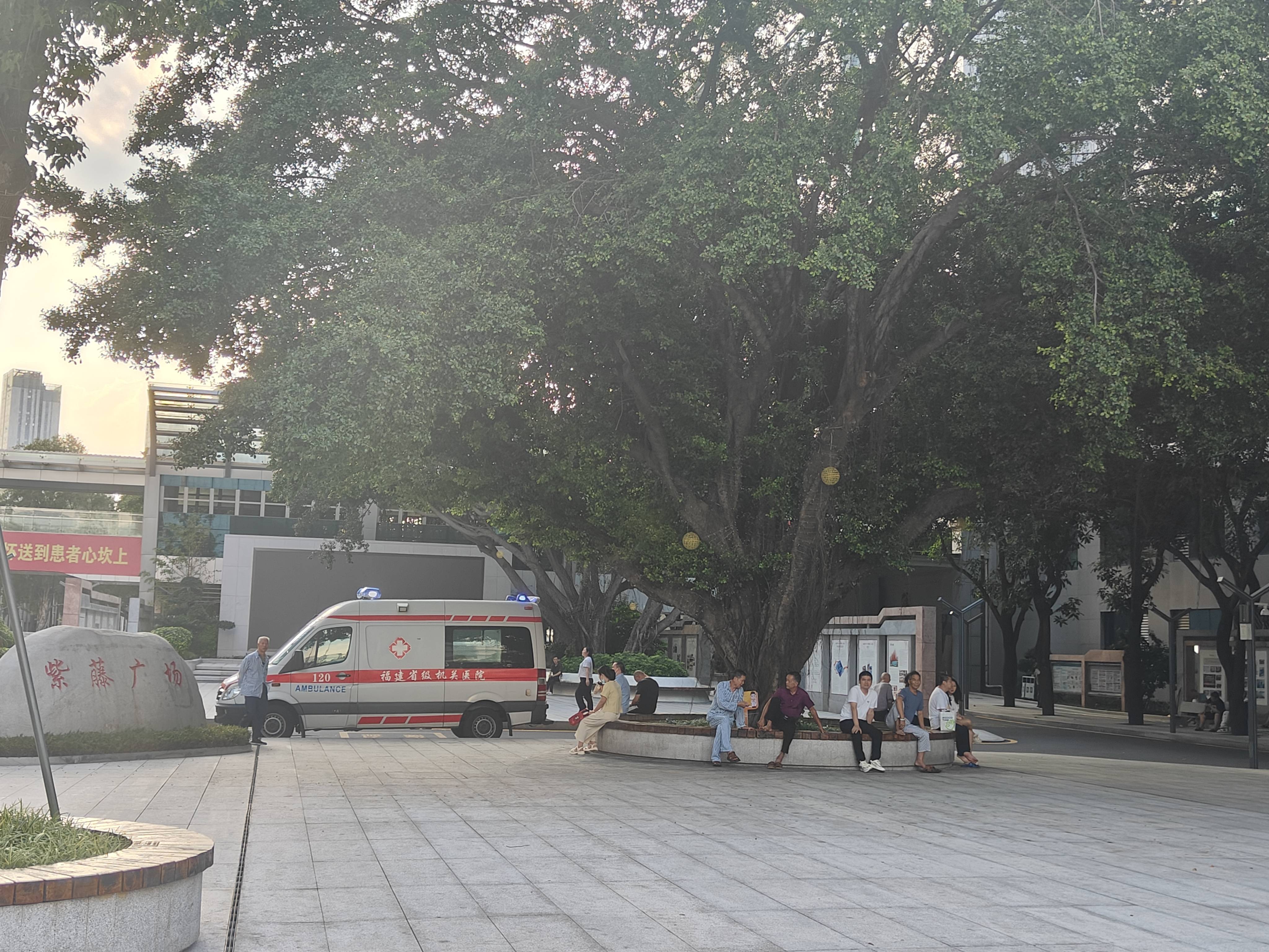 探访“最快女护士”医院：本人正常值夜班，感谢领导和同事