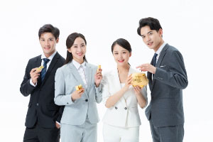 少儿理财(少儿理财保险什么时候可以取钱)